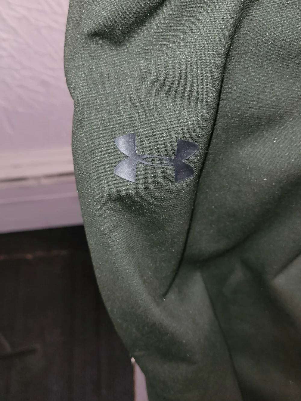 Under Armour Olive Green Jogger Sweatpants - Picture 2 of 9